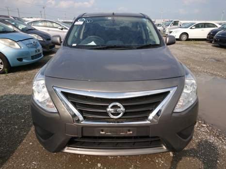 NISSAN LATIO